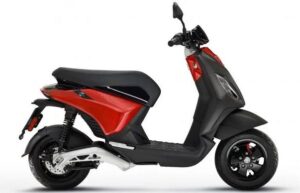 electric scooter Piaggio 1