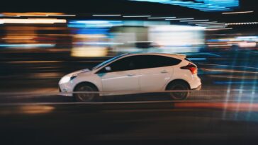 What Happens To Your Engine When You Suddenly Change Gear Down In High Speed?